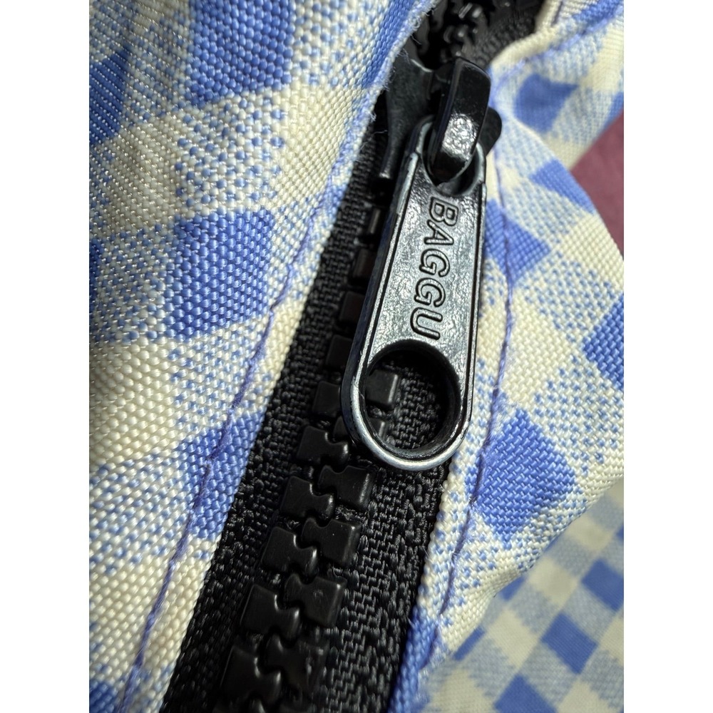 Baggu Medium Crescent — Blue Gingham - Picture 3 of 3